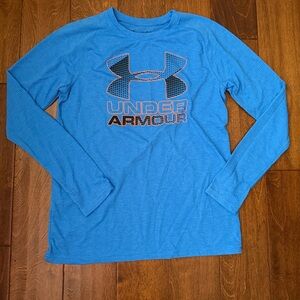 Under Armour Boys YXL Loose Heatgear Long Sleeve Tshirt. Very Nice!
